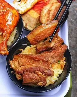 Hình ảnh XÔI Trứng - Thịt Kho Tàu