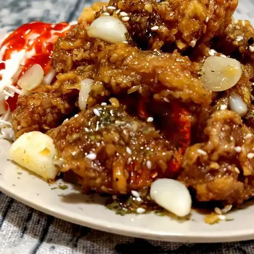 Hình ảnh Gà Sốt Bơ Tỏi