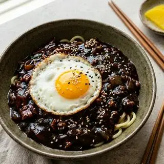 Hình ảnh JAJANGMYEON trứng