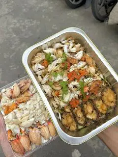 Hình ảnh CƠM CHIÊN THỊT CUA BÀO NGƯ 