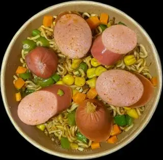 Hình ảnh Mỳ trộn xúc xích