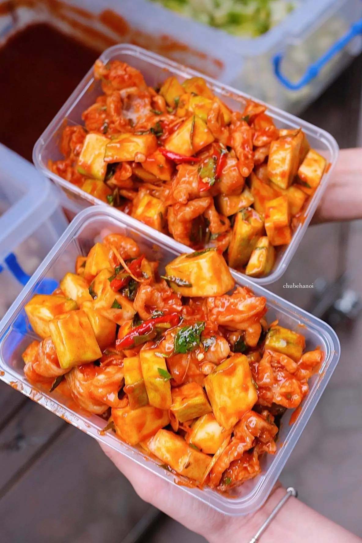 Hình ảnh chân gà sốt thái nhỡ 10-12 chân