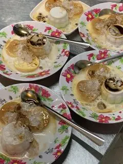 Hình ảnh 2 Flan + 1 Rau câu