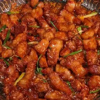 Hình ảnh Thịt rang cháy cạnh