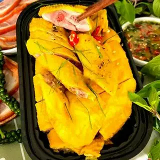 Hình ảnh Gà Ủ Muối Hoa Tiêu Nửa Con
