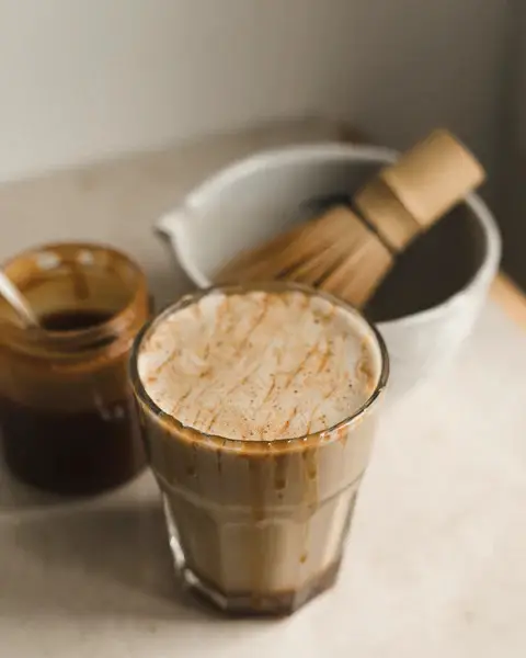 Hình ảnh Houjicha latte - Cold whisk