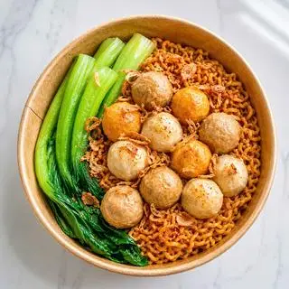 Hình ảnh Mì trộn cá viên 
