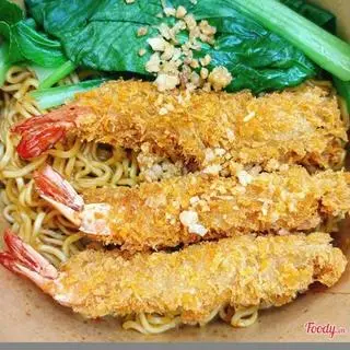 Hình ảnh Mì trộn tôm tempura chiên xù