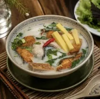 Hình ảnh Bánh Đa Trắng Đầy Đủ