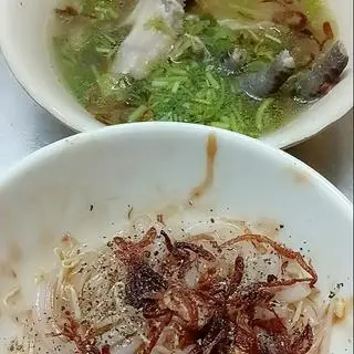 Hình ảnh Banh Canh Trôn Thit Ga