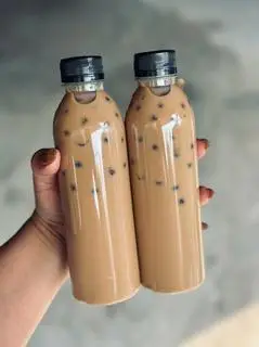 Hình ảnh Trà sữa truyền thống chai 330ml
