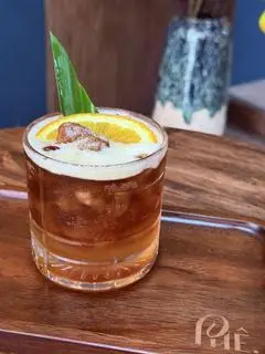 Hình ảnh Cold brew mơ đào - đá - must try