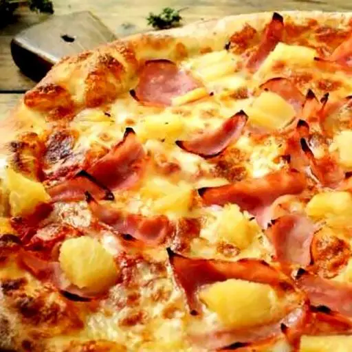 Hình ảnh Pizza Hawaii - Cỡ Vừa