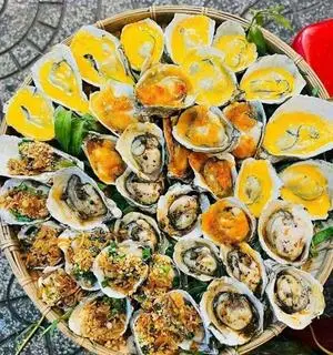 Hình ảnh sét 10 con hàu nướng đủ vị 