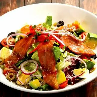 Hình ảnh Smoked salmon salad
