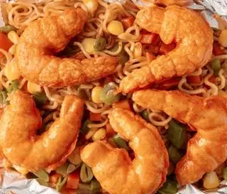Hình ảnh MÌ TRỘN TÔM SURIMI 
