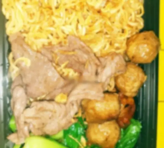 Hình ảnh Mì xào bò - bò viên