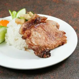 Hình ảnh Cơm sườn cốt lết nướng than
