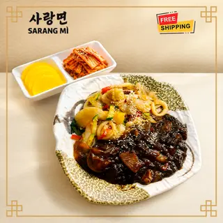 Hình ảnh Mì Tương Đen Xào Hải Sản (size nhỏ)