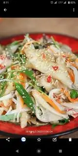 Hình ảnh Gỏi gà nữa con ( Kèm 3 phần cơm + canh) 