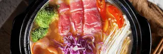 Hình ảnh Mì cay kim chi ba chỉ bò