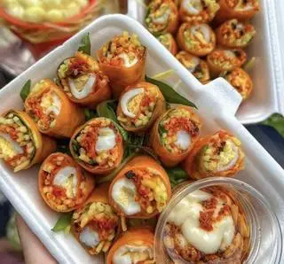 Hình ảnh Bánh tráng cuốn thập cẩm