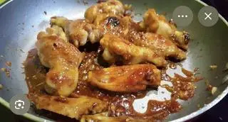 Hình ảnh Gà rim mắm tỏi 