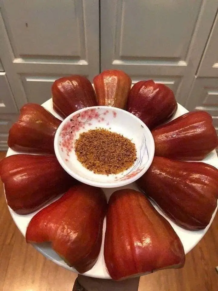Hình ảnh khay roi đỏ an phước siêu ngon