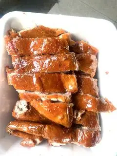 Hình ảnh Vịt quay da giòn nữa con