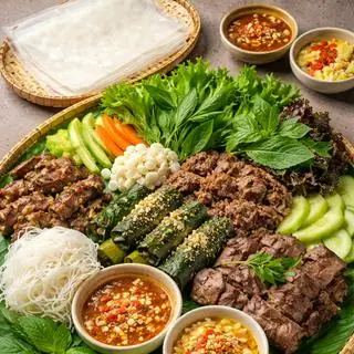 Hình ảnh mẹc bò cuốn bánh tráng 