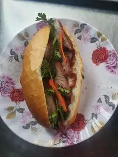 Hình ảnh Bánh mì Xá Xíu 