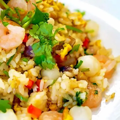 Hình ảnh Cơm trắng hải sản nấm sapa