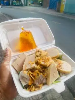 Hình ảnh Bánh cuốn chả nóng