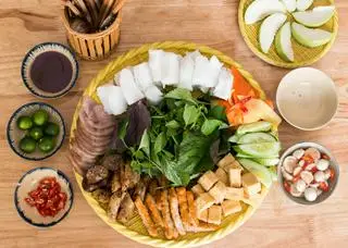 Hình ảnh Mẹt 3 người ăn