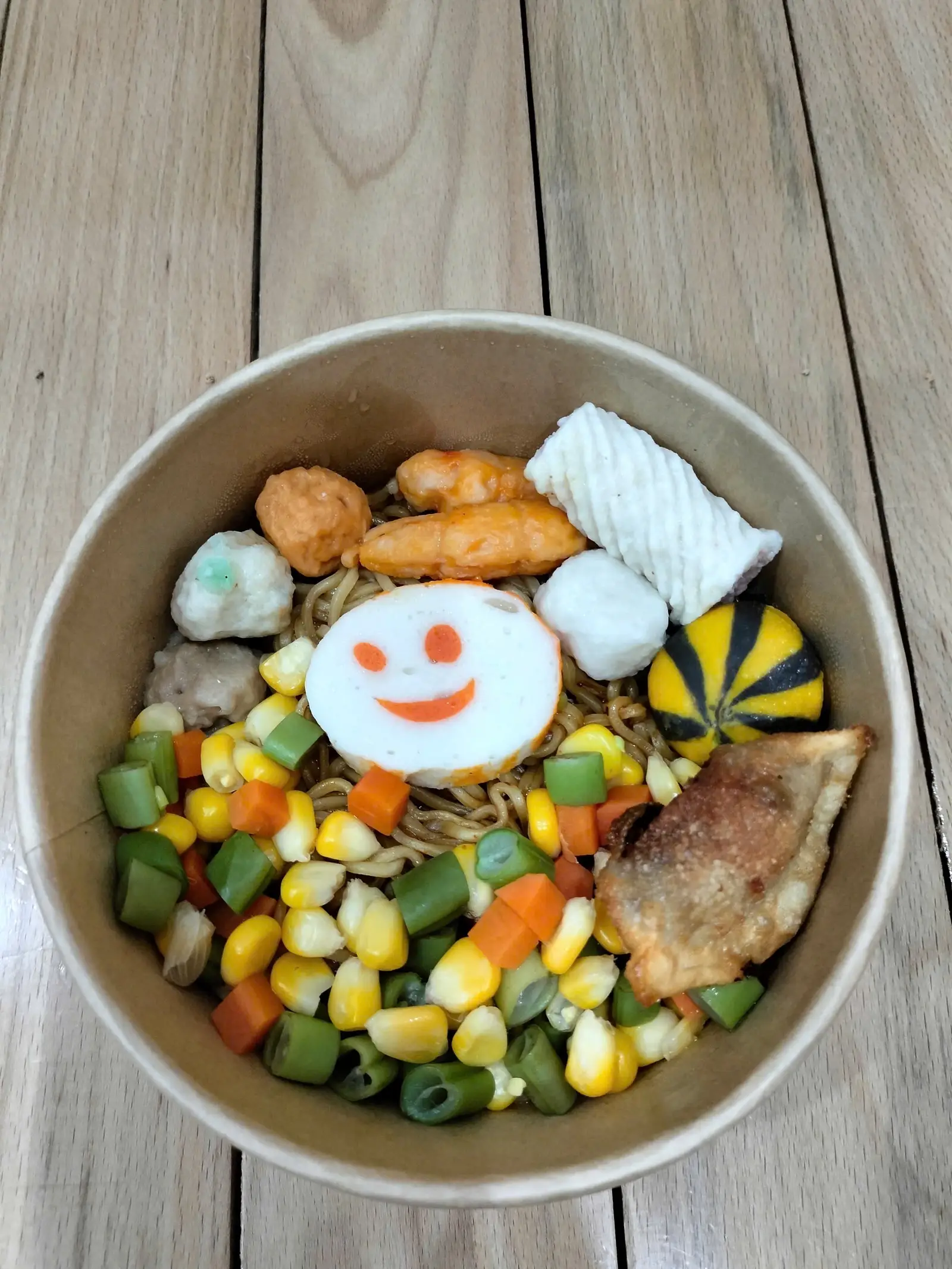 Hình ảnh Mì trộn Indomie thập cẩm