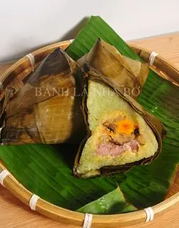 Hình ảnh Bánh Ú - Thập Cẩm Trứng Muối