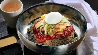 Hình ảnh Mì trộn Hàn Quốc