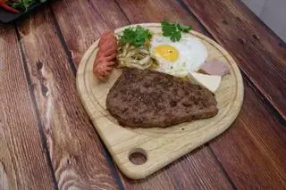 Hình ảnh Bít tết thập cẩm