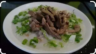 Hình ảnh cháo tim hành tía tô