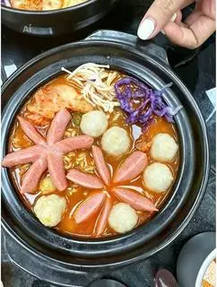Hình ảnh Mì cay cá viên