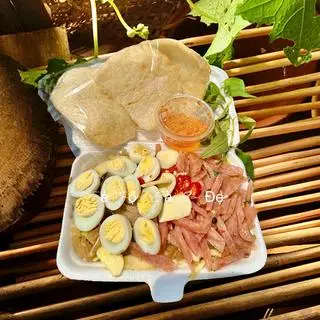Hình ảnh Tré Trộn Nem Trứng