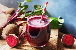 Hình ảnh NƯỚC ÉP CỦ DỀN + CÀ RỐT