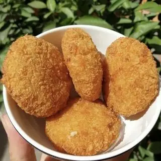 Hình ảnh Bánh Gà Phô Mai (3 cái)