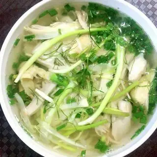 Hình ảnh Phở gà đùi