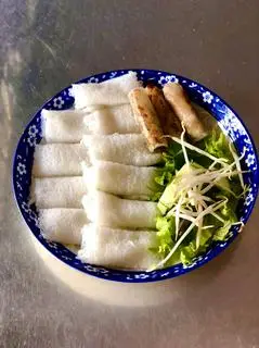 Hình ảnh Bánh hỏi chả giò tôm