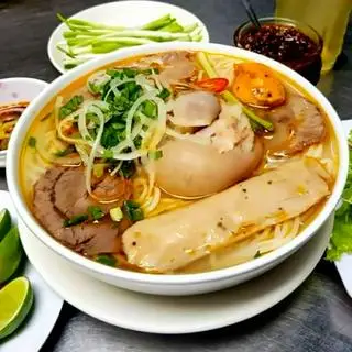 Hình ảnh Bún chả Huế - chả cua