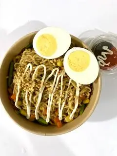 Hình ảnh Mì trộn trứng rau củ