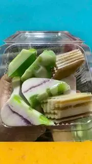Hình ảnh Rau câu sơn thuỷ hộp y hình (4v to cắt đôi thành 8)