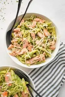 Hình ảnh Mì Ý Cá Hồi NaUy Sốt Pesto