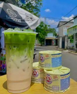 Hình ảnh Matcha latte sữa gấu